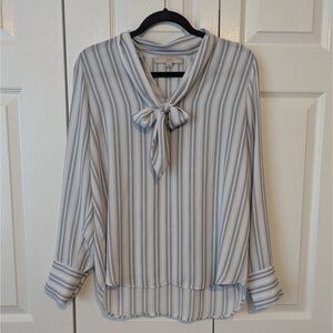 LOFT Women’s Long Sleeve V-Neck Blouse Size M White Blue Striped Tie Front